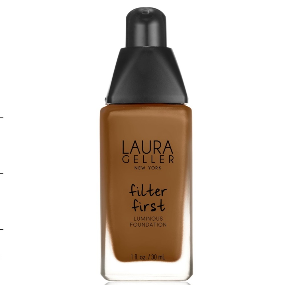 Laura Geller Foundation in Chestnut
